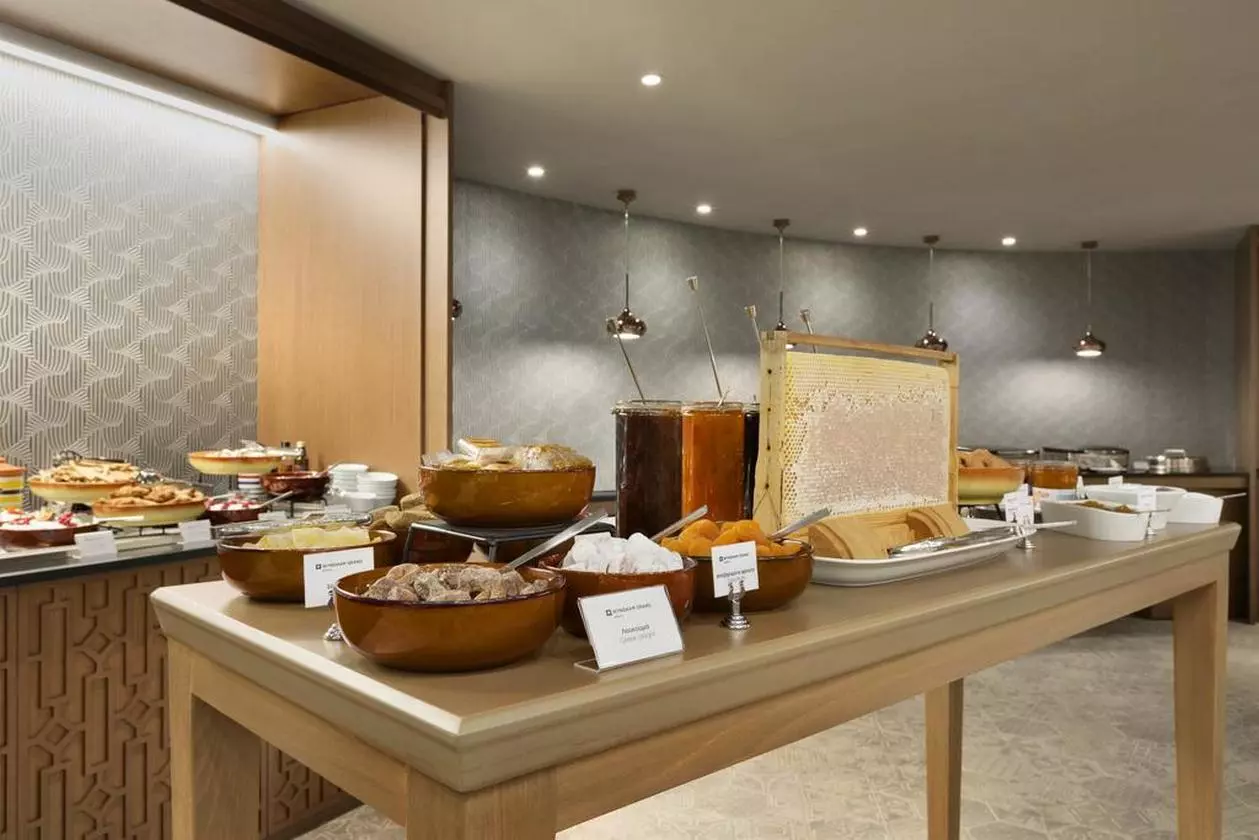 WYNDHAM_SHABAVIZ (8).jpg